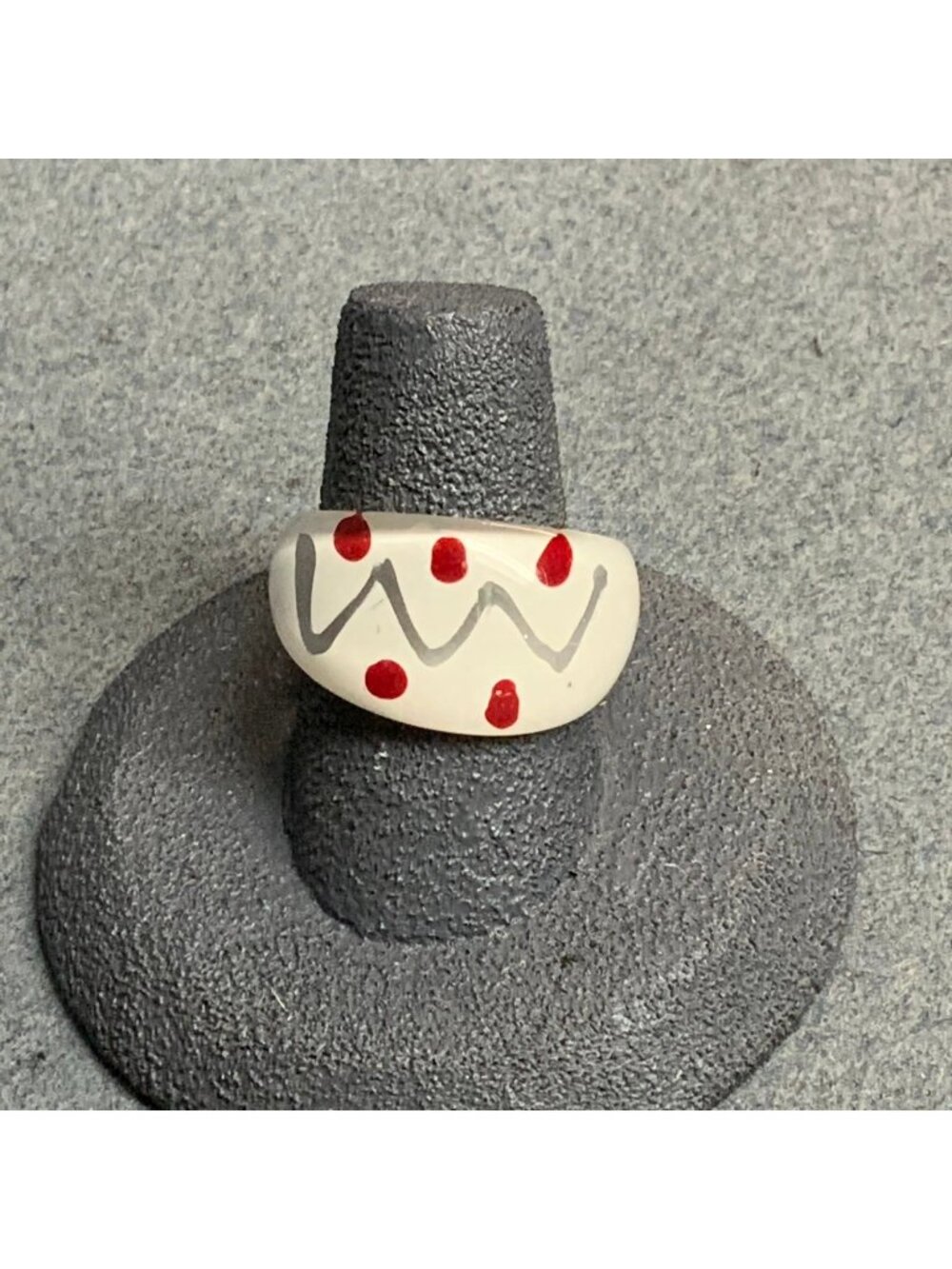 Hand Painted Acrylic Ring Size 7.5 Clear Red Dots Gray Zigzag White Retro Unique